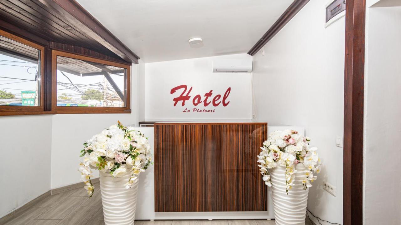 Hotel La Platouri Voluntari Zewnętrze zdjęcie